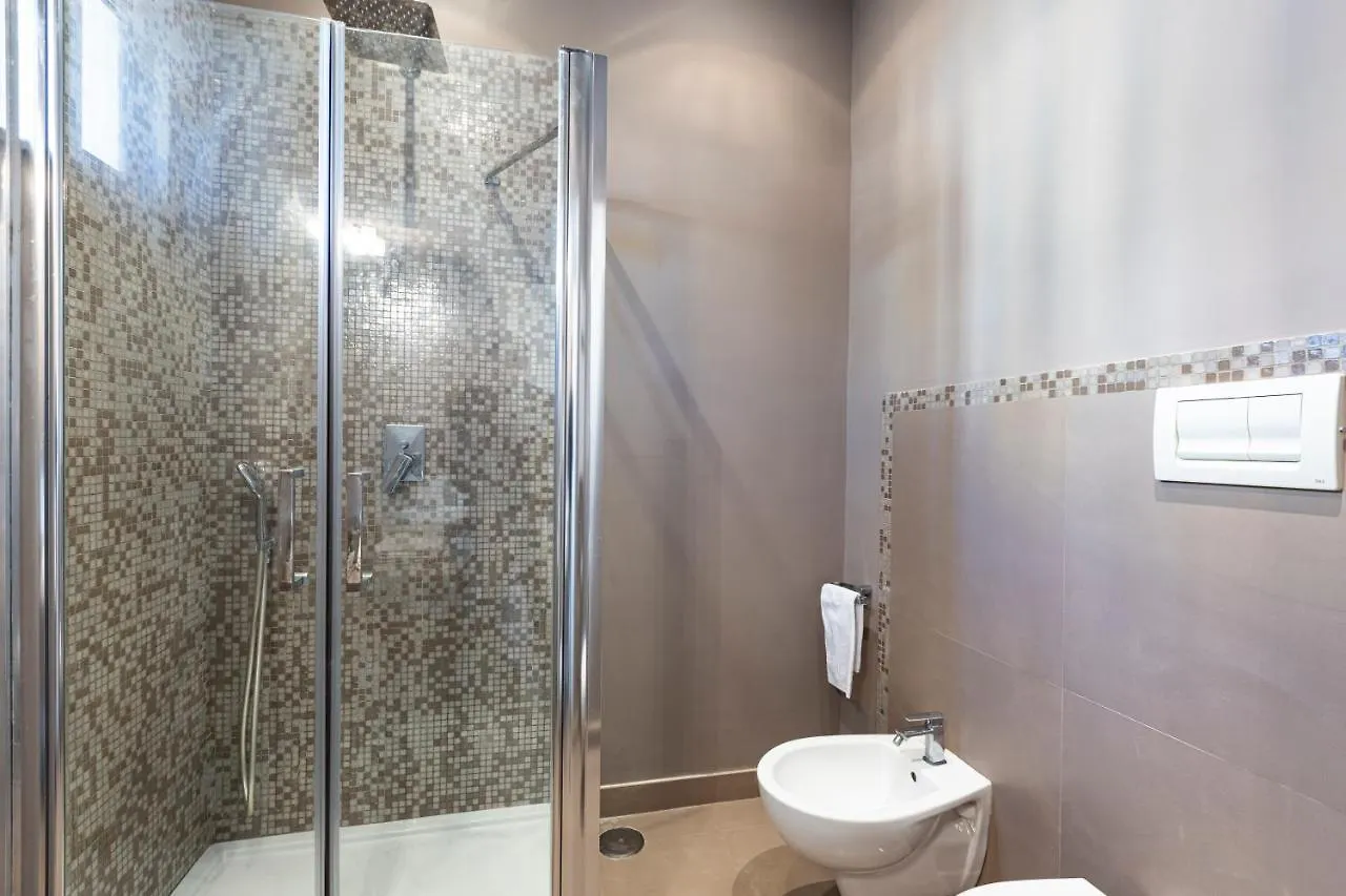 La Casa Dei Miei - Apt Con Terrazzo In Centro Apartment Naples Italy